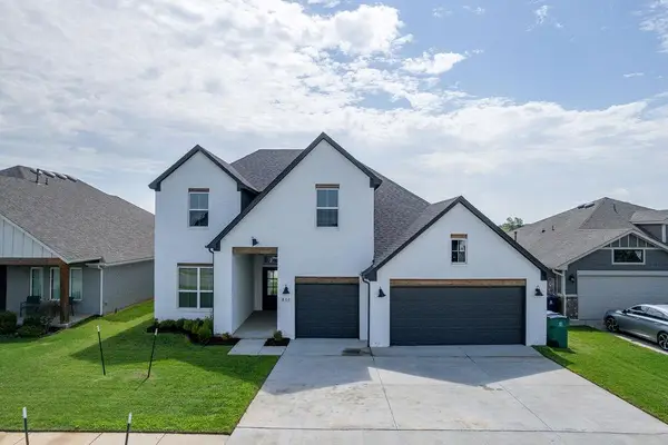 800 Firefork Avenue, Yukon, OK 73099