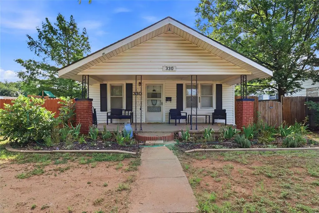 330 N Bailey Street, Hobart, OK 73651 - #1