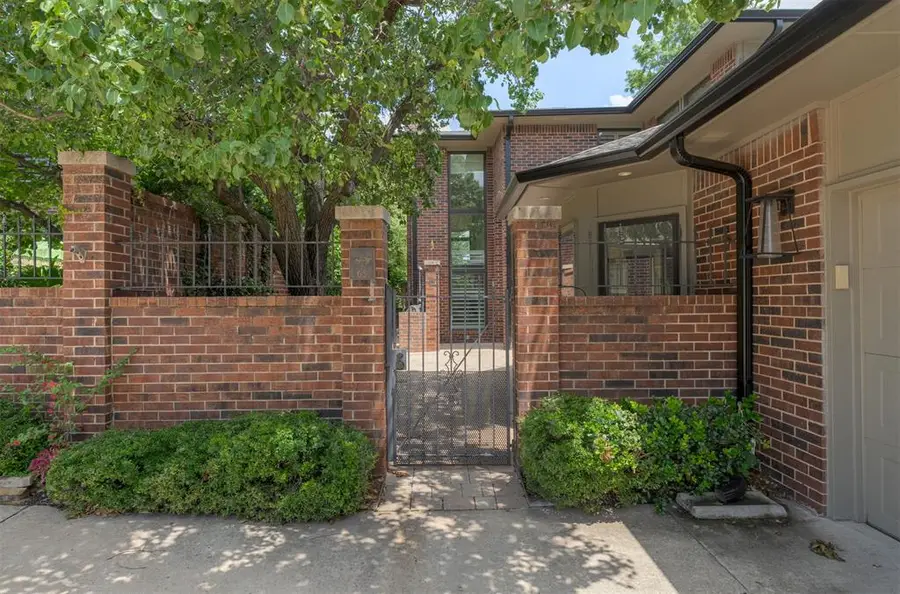 6206 Waterford Boulevard #65, Oklahoma City, OK 73118 - #2