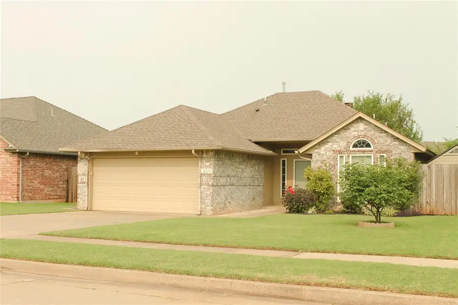 820 Glenwood Drive, Moore, OK 73160 - #3