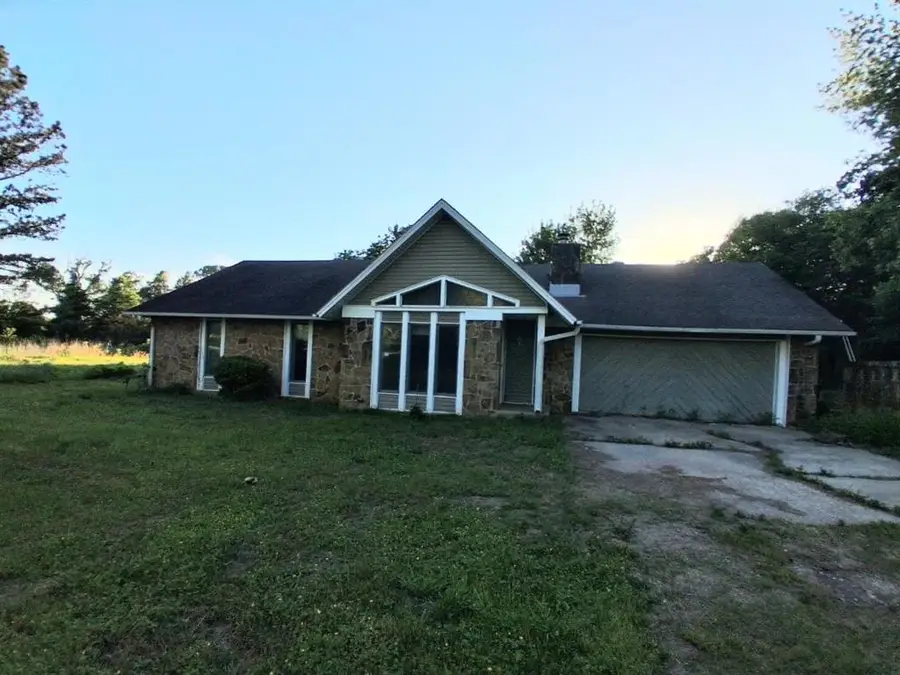 1405 N 14th Street, Okemah, OK 74859 - #2