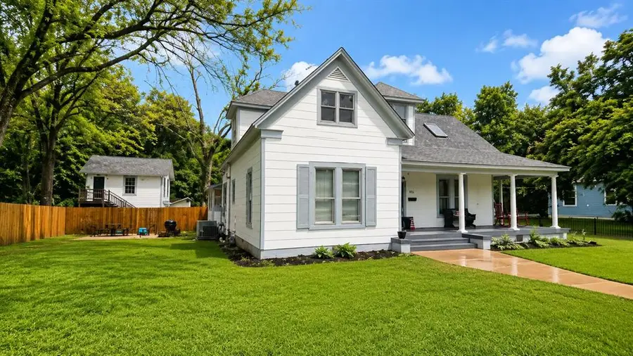 902 NW B Street, Ardmore, OK 73401 - #2