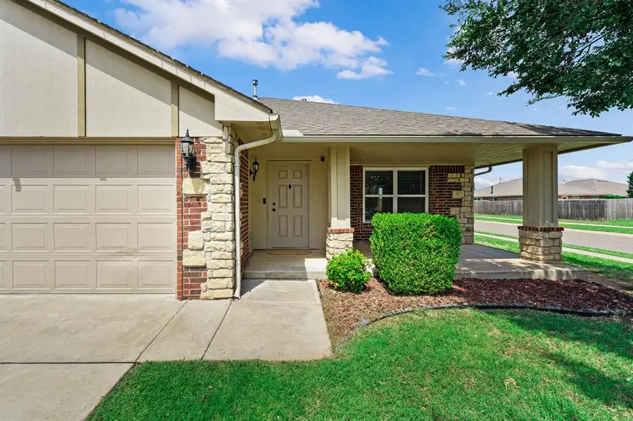 21201 River Lark Lane, Edmond, OK 73012 - #2