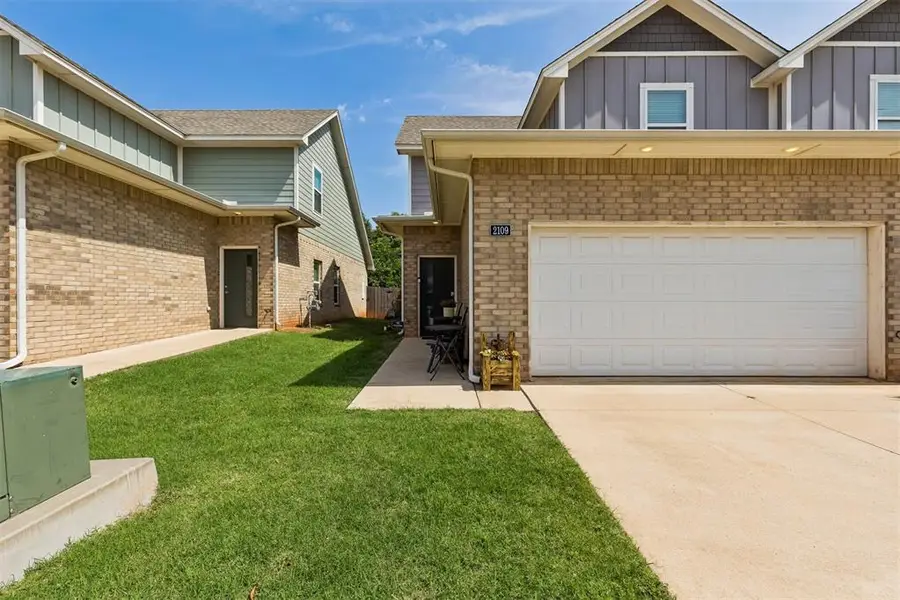 2109 Camino Del Plaza Lane Lane, Edmond, OK 73013 - #2