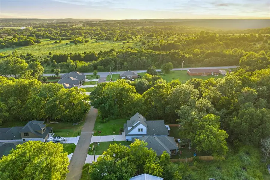 125 E 7th Street, Arcadia, OK 73007 - #2