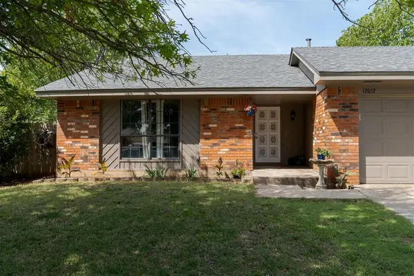 12052 Czech Hall Circle, Yukon, OK 73099