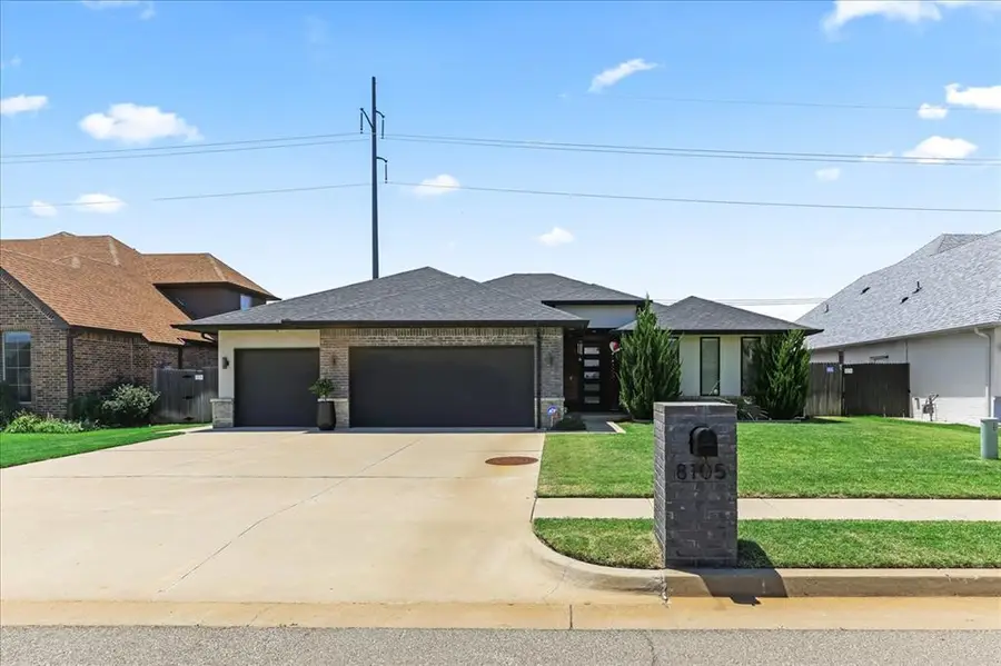 8105 Cloverdale Way, Yukon, OK 73099 - #2
