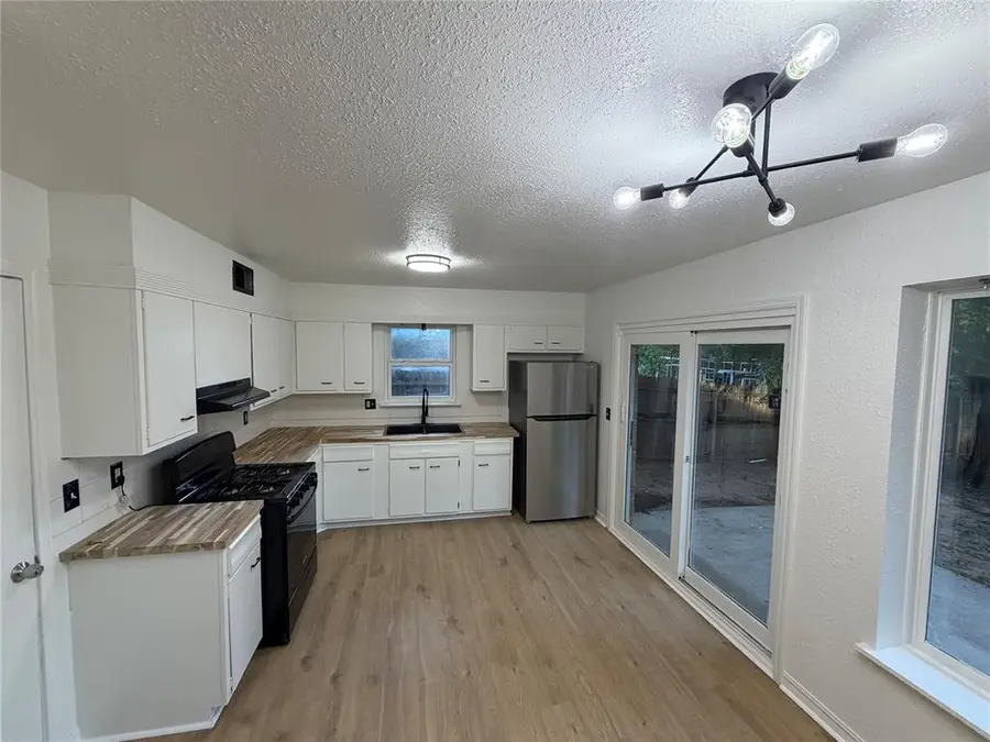 912 NE Katherine Place, Oklahoma City, OK 73114 - #3