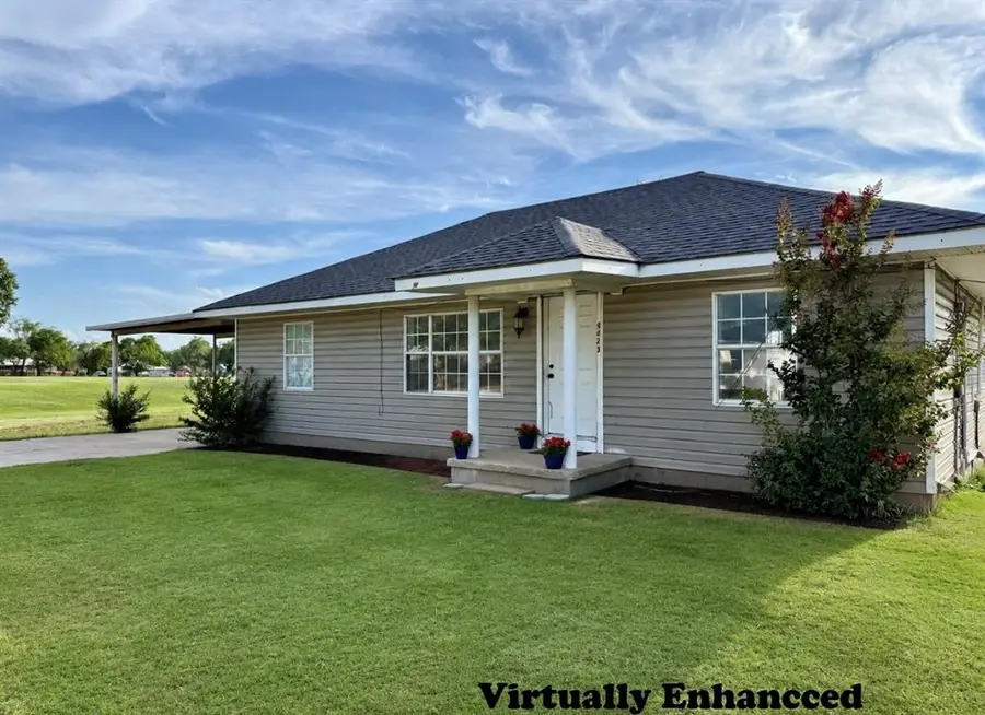1429 Pastusek Avenue, Prague, OK 74864 - #2