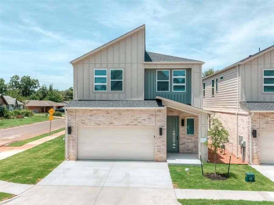 21 N Walnut Street, Edmond, OK 73003 - #3
