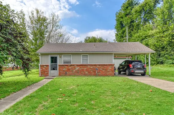 Address Withheld By Seller, Chickasha, OK 73018