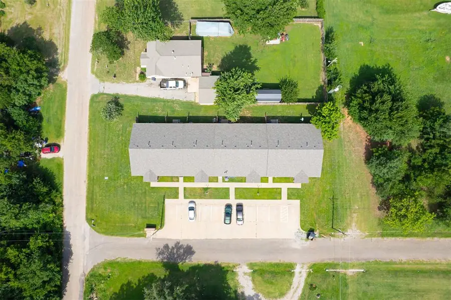 713 S Locust Street #713-725, Guthrie, OK 73044 - #3