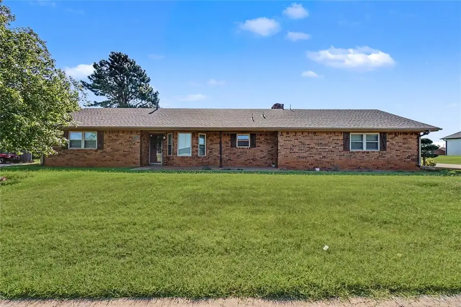 123 W Quail Drive, Cordell, OK 73632 - #2