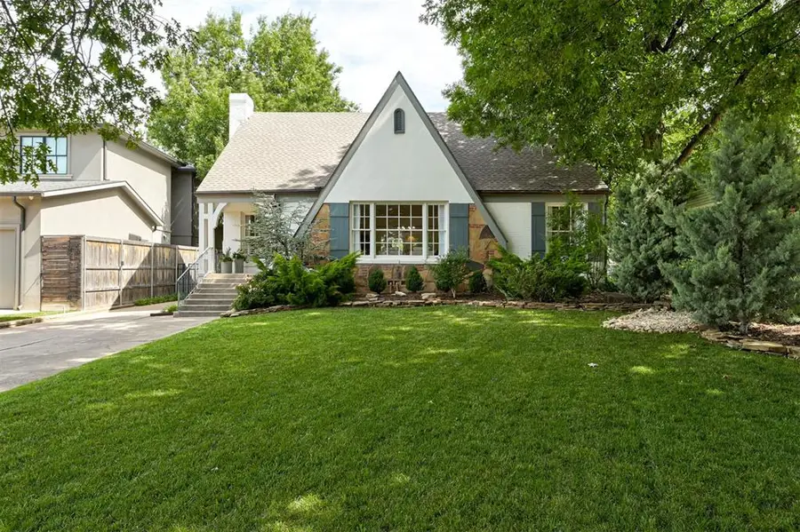 1107 Belford Avenue, Nichols Hills, OK 73116 - #2