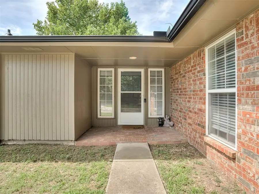 3216 Greenwood Drive, Norman, OK 73072 - #2