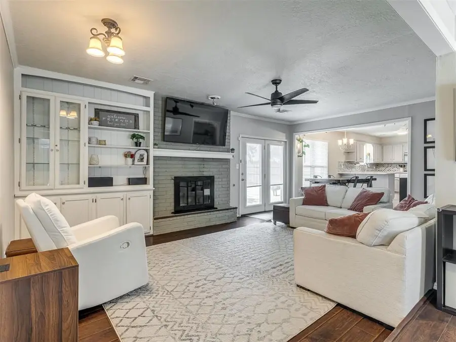 3216 Greenwood Drive, Norman, OK 73072 - #3