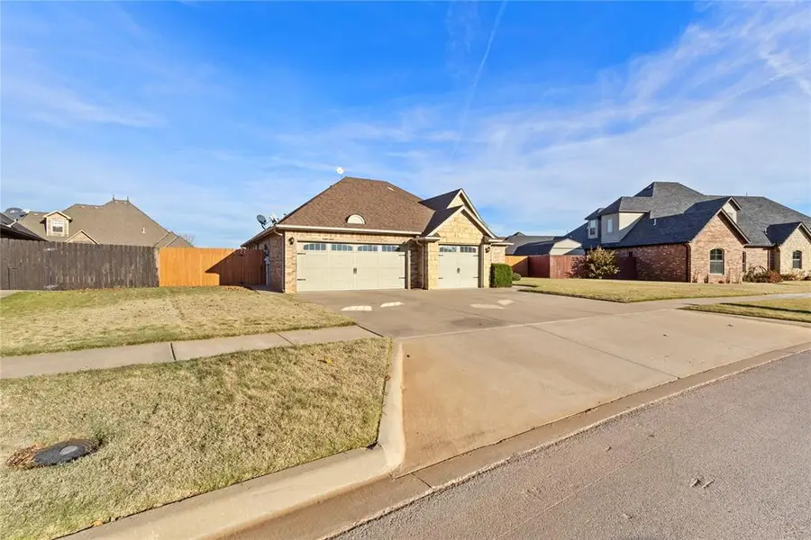 1304 Crimson Drive, Weatherford, OK 73096 - #3