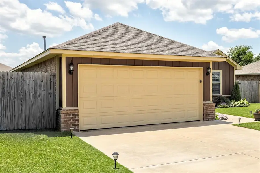 1008 SW 14th Street, Oklahoma City, OK 73160 - #3