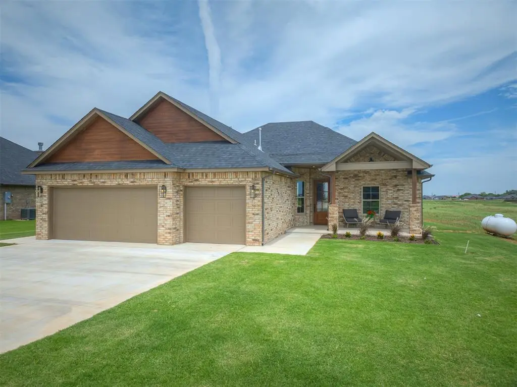 29747 Jade Street, Cashion, OK 73016 - #1