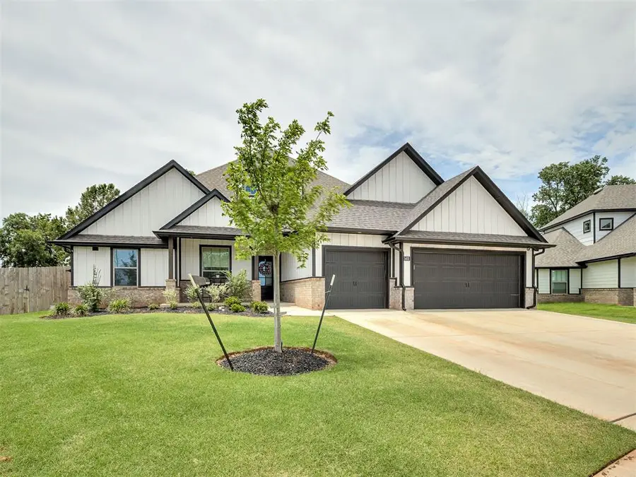 3405 Broadmoore Drive, Moore, OK 73160 - #2