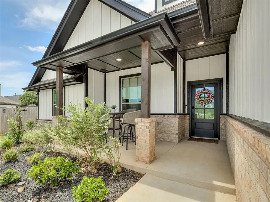 3405 Broadmoore Drive, Moore, OK 73160 - #3