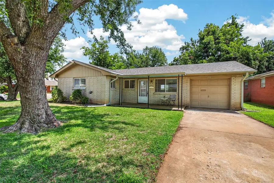 236 Southern Place, Edmond, OK 73013 - #3