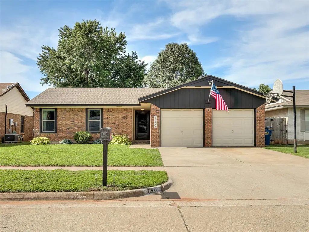 740 W Elder Drive, Mustang, OK 73064 - #1
