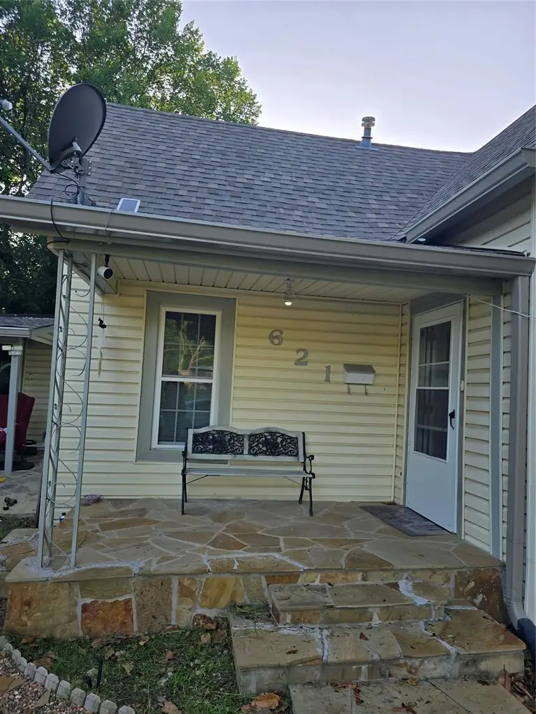 621 NE H Street, Ardmore, OK 73401 - #2