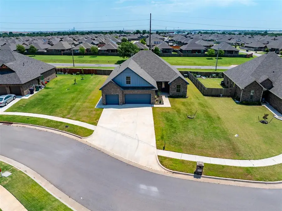 4204 Chesterfield Place, Oklahoma City, OK 73179 - #2