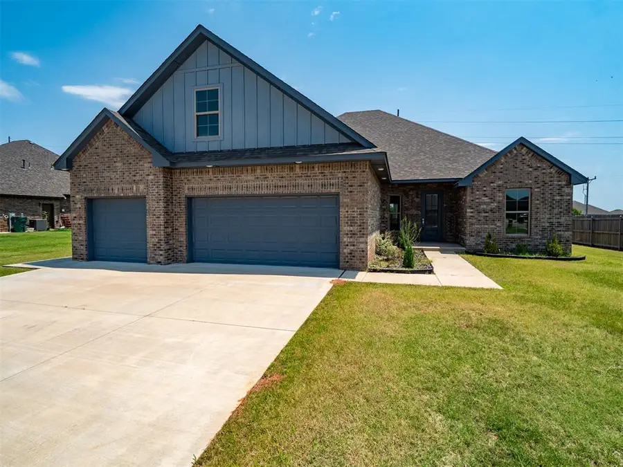 4204 Chesterfield Place, Oklahoma City, OK 73179 - #3