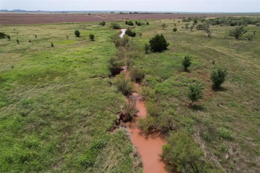 1550 E County Road, Mangum, OK 73554 - #3