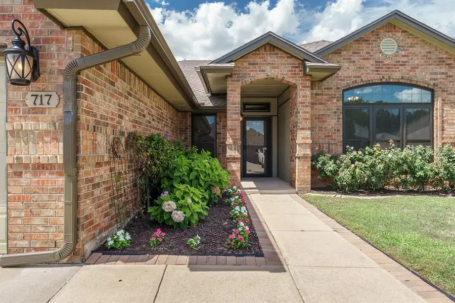 717 SW 155th Place, Oklahoma City, OK 73170 - #2