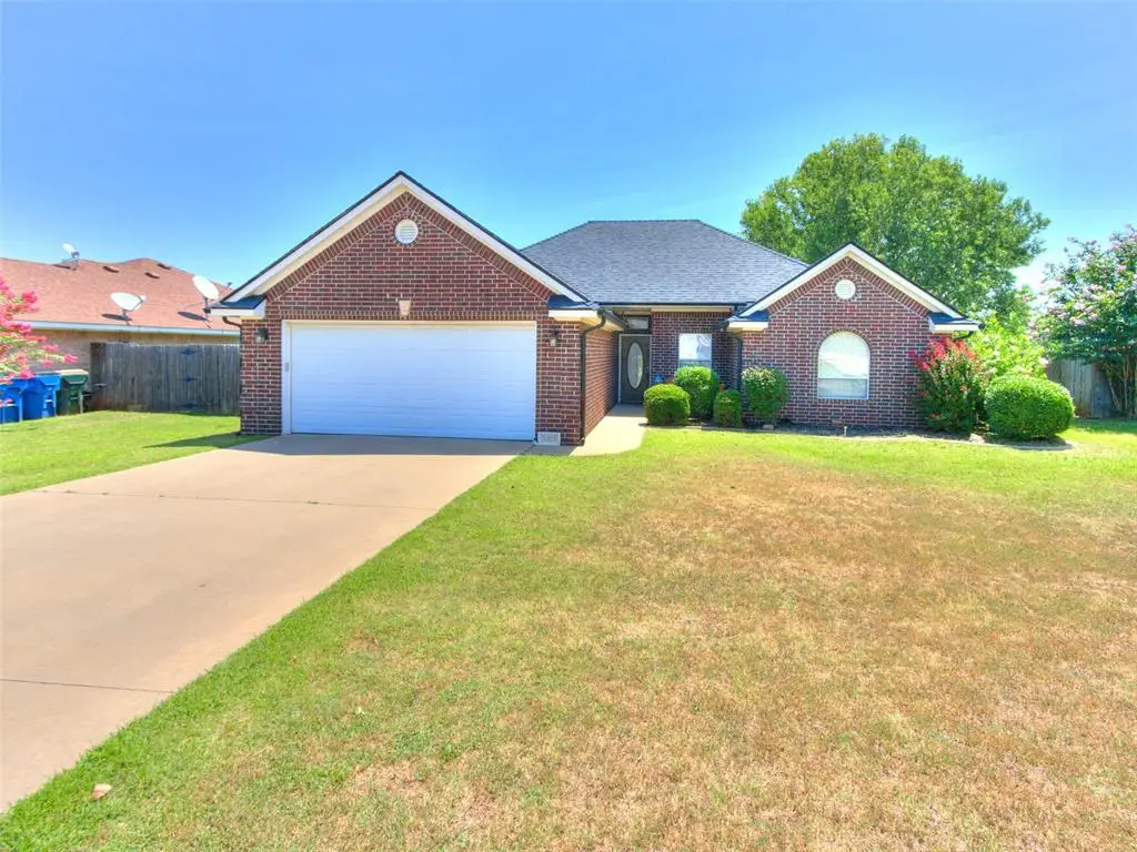 3021 Alli Circle, Chickasha, OK 73018 - #1