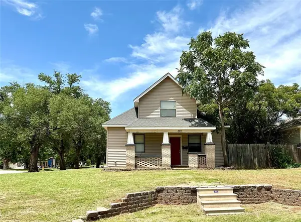 321 W 1st Street, Elk City, OK 73644