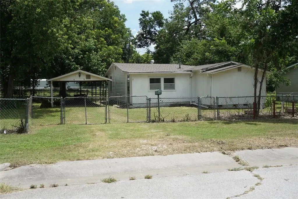 806 S 2nd Street, Davis, OK 73030 - #1
