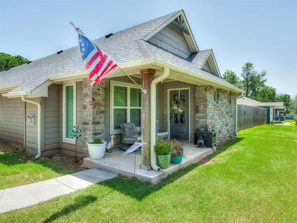 402 S Van Buren Avenue, Blanchard, OK 73010 - #1