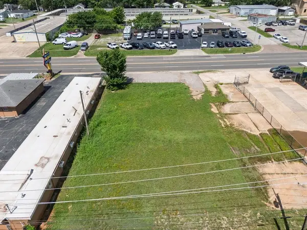 1225 N Harrison Avenue, Shawnee, OK 74801