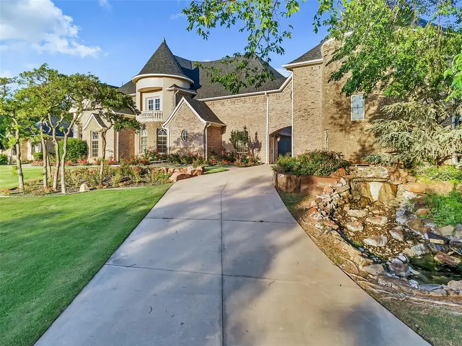 11016 Waters Welling Way, Edmond, OK 73013 - #2