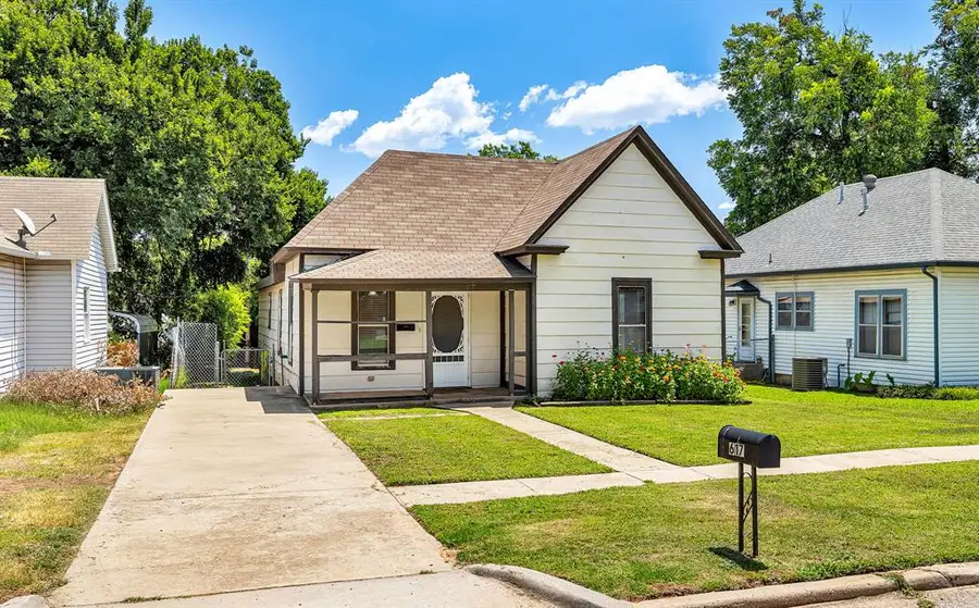 617 S Roberts Avenue, El Reno, OK 73036 - #3