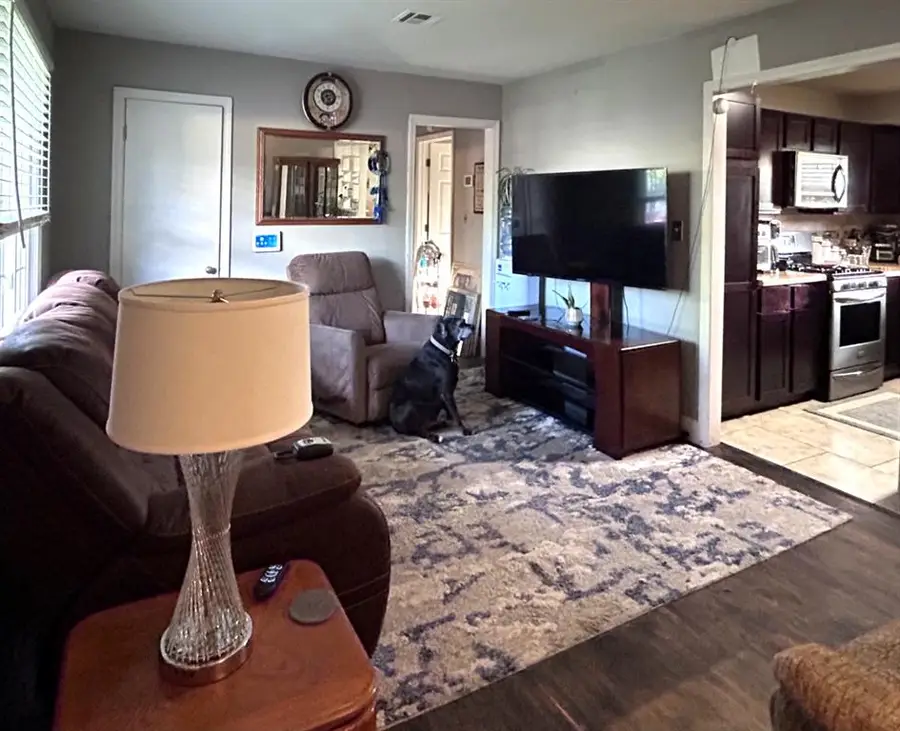 4021 N Sterling Avenue, Oklahoma City, OK 73122 - #2