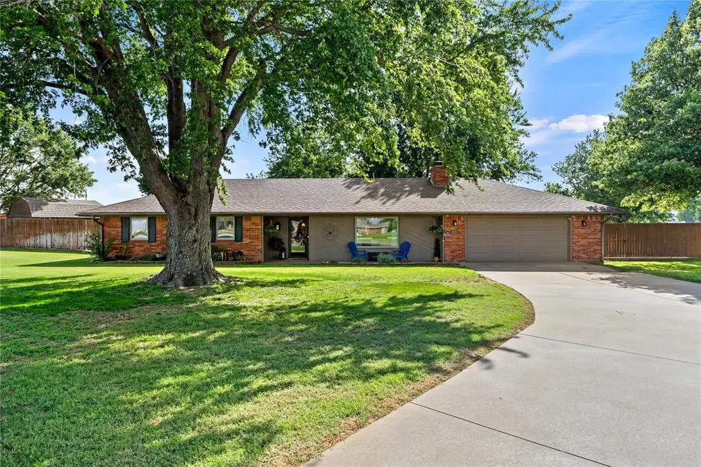 2121 Lyle Road, Weatherford, OK 73096 - #1
