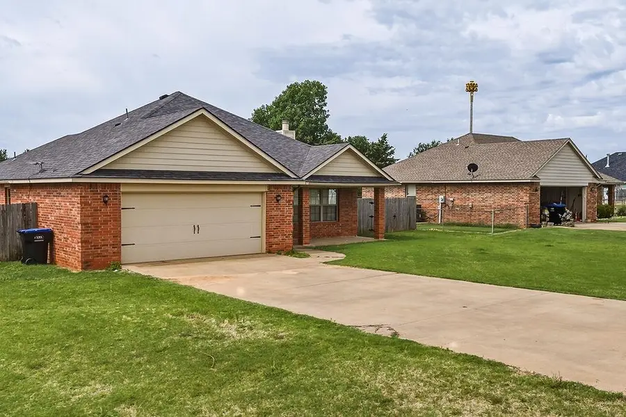 224 Comanche, Cashion, OK 73016 - #2