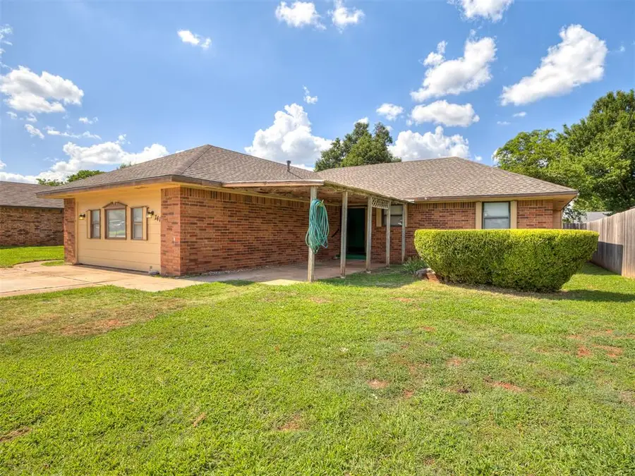 741 W Elder Drive, Mustang, OK 73064 - #2