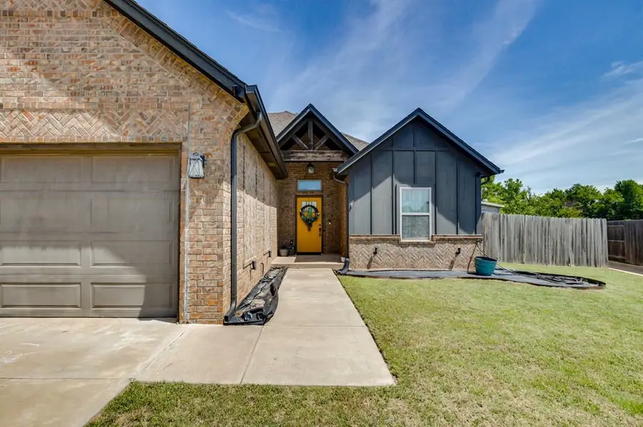 1711 W Blake Way, Mustang, OK 73064 - #2