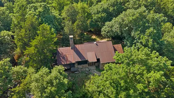 9001 Bison Ranch Road, Guthrie, OK 73044