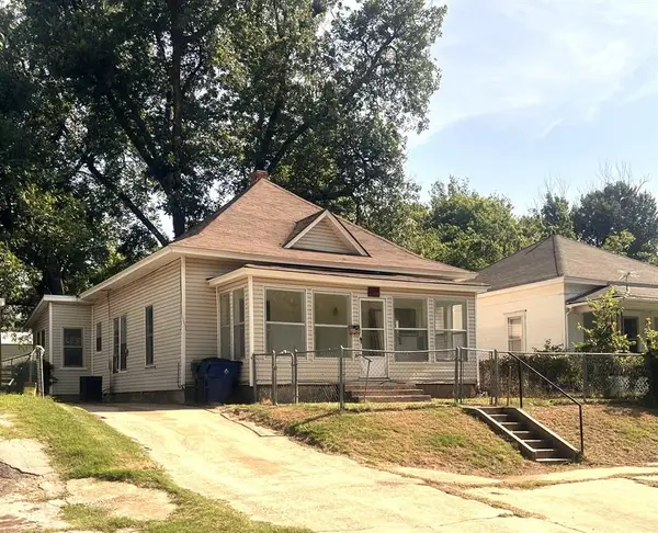1112 W Dakota Avenue, Chickasha, OK 73018