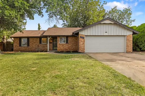 3016 Lakeside Drive, Oklahoma City, OK 73120