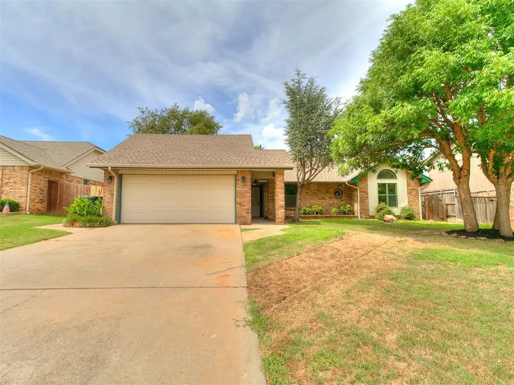 325 E Grand Teton Court, Yukon, OK 73099 - #1