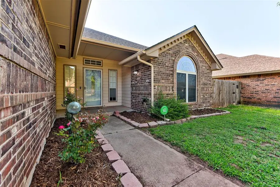 2620 Sequoyah Avenue, Moore, OK 73160 - #3