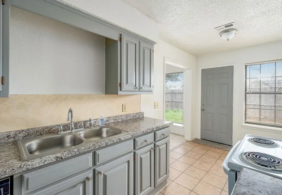8300 NW 10th Street #154, Oklahoma City, OK 73127 - #3